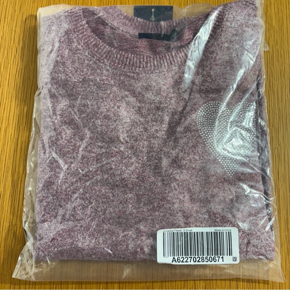 BumbleBella by Jill Martin Top Sz XS Heart Embellished Pink Shirt A622702 - Picture 2 of 6